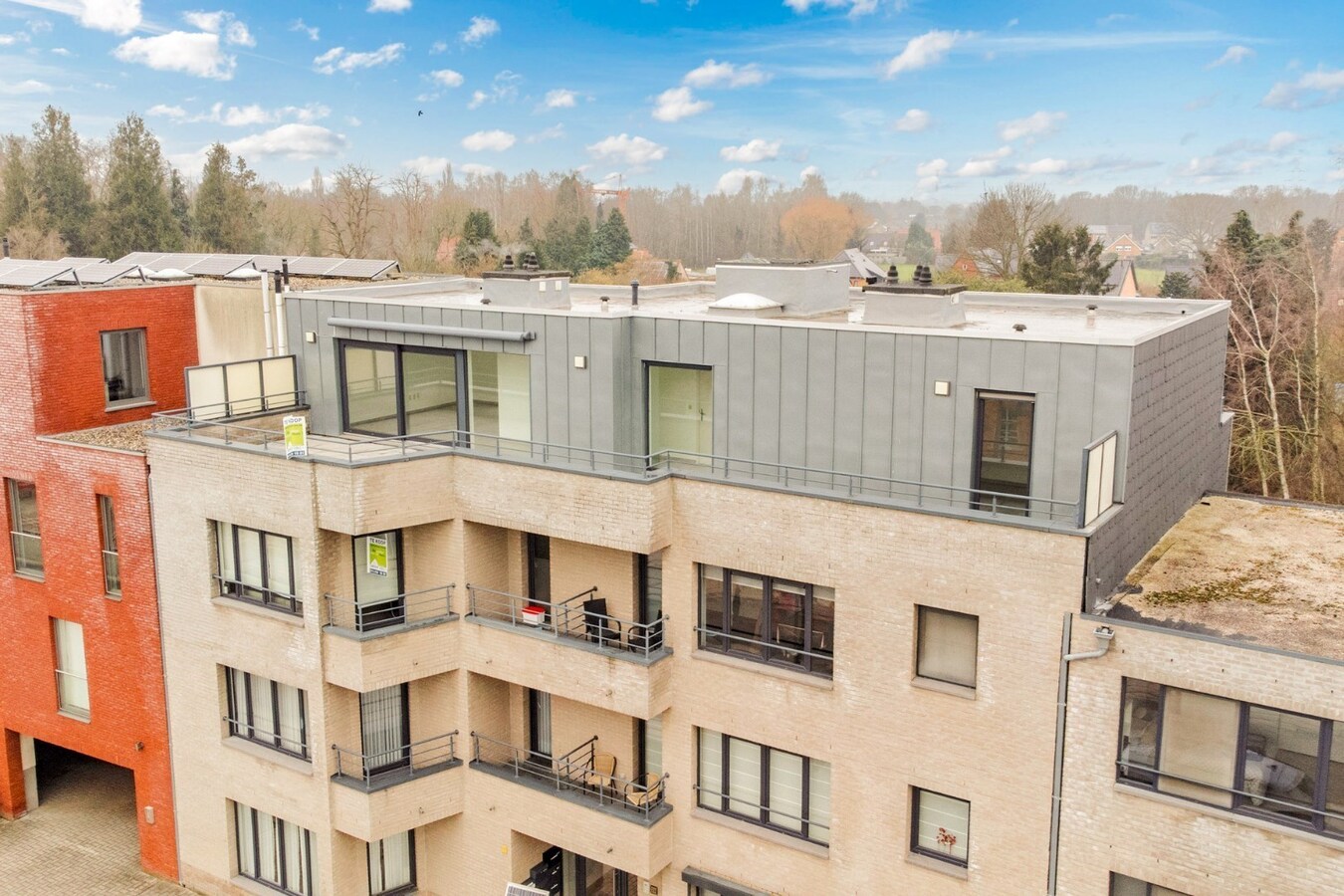 Luxe penthouse appartement te Hasselt/Kermt 