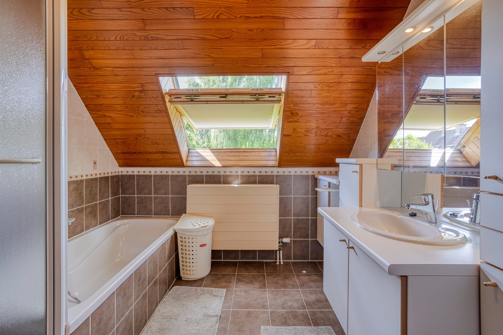 Charmante halfopen bebouwing te koop in Lubbeek - EPC 333 kWh/m&#178; - bewoonbare opp. 152 m&#178; 
