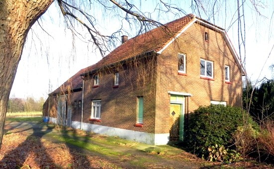 Te renoveren boerderij op 1.74 Ha te Meeuwen-Gruitrode 