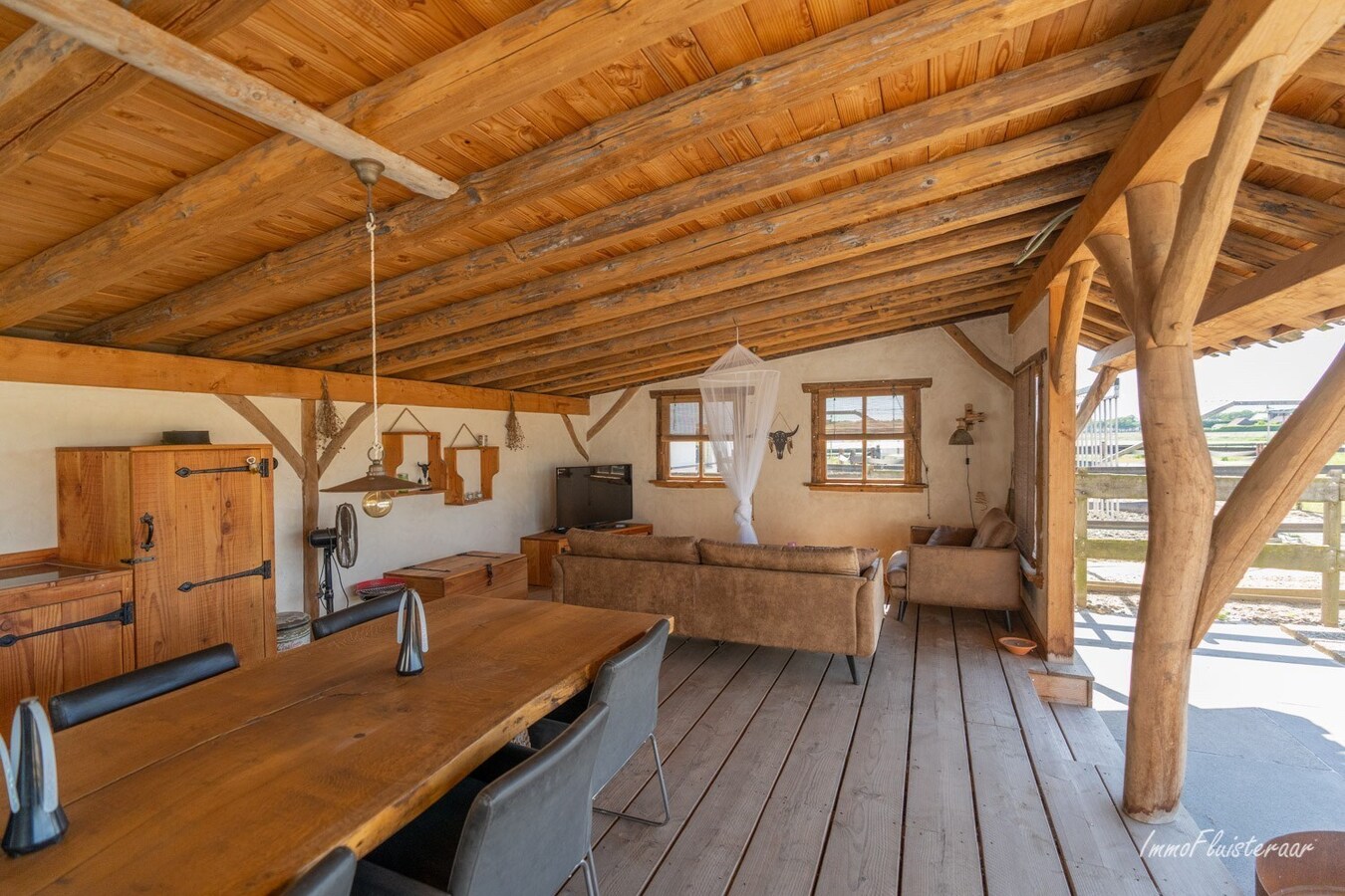 Ferme charmante avec b&amp;b/g&#238;te et &#233;curies pour chevaux sur environ 67 ares &#224; Kinrooi. 