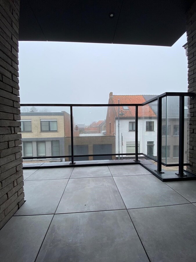 Duplex nieuwbouwappartement met 2 slaapkamers en groot terras te Torhout 
