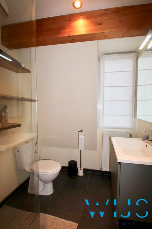 Instapklaar woonhuis met 1 slaapkamer en tuin te Kluizen ! 