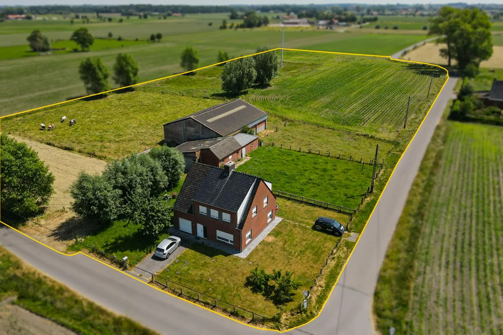 Hoeve met loods op 19.980 m²