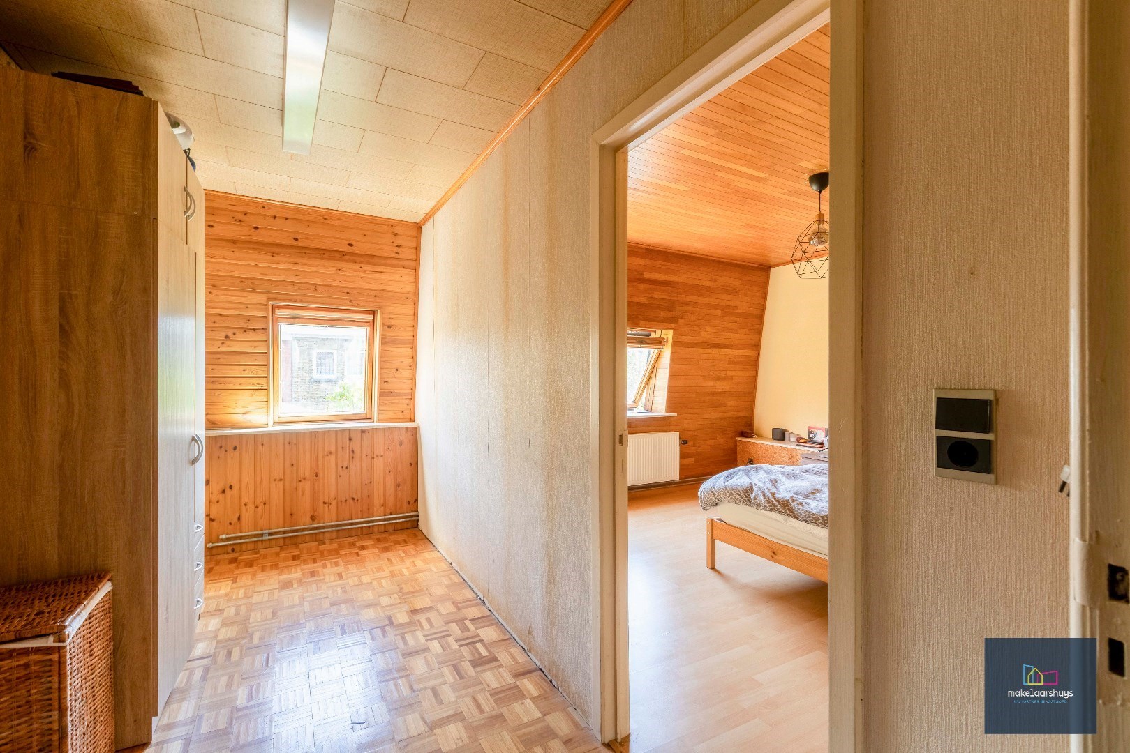 Ruime woning met tuin en dubbele garage in Gent 