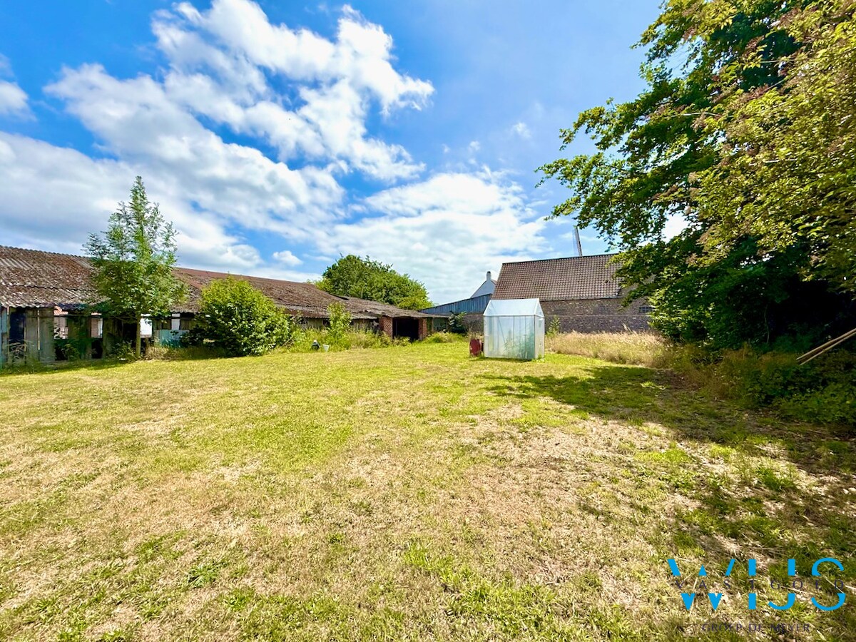 Bouwgrond van 1030m&#178; op TOPLOCATIE ! 
