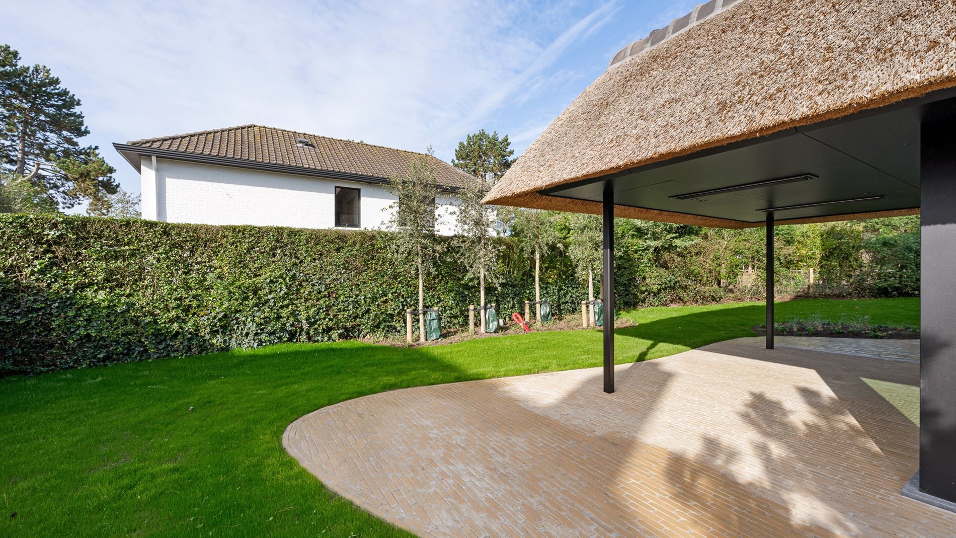 Impressionnante villa neuve au cœur du Zoute, &#224; quelques pas du golf de Knokke. 