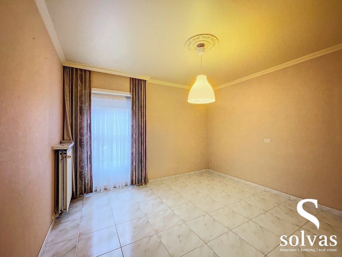 Ruim gelijkvloers appartement 