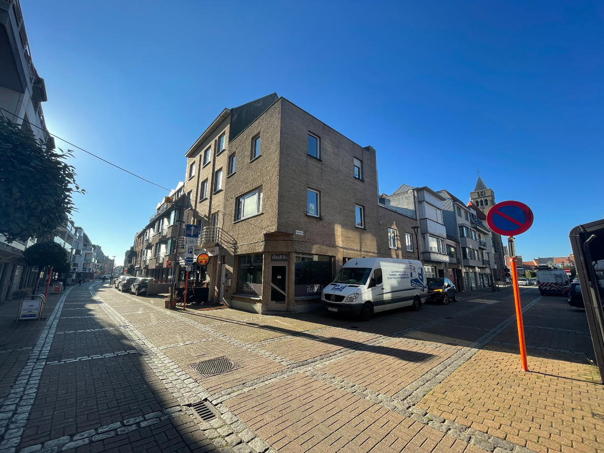 Appartement met 3 slaapkamers op centrale ligging te Bredene 