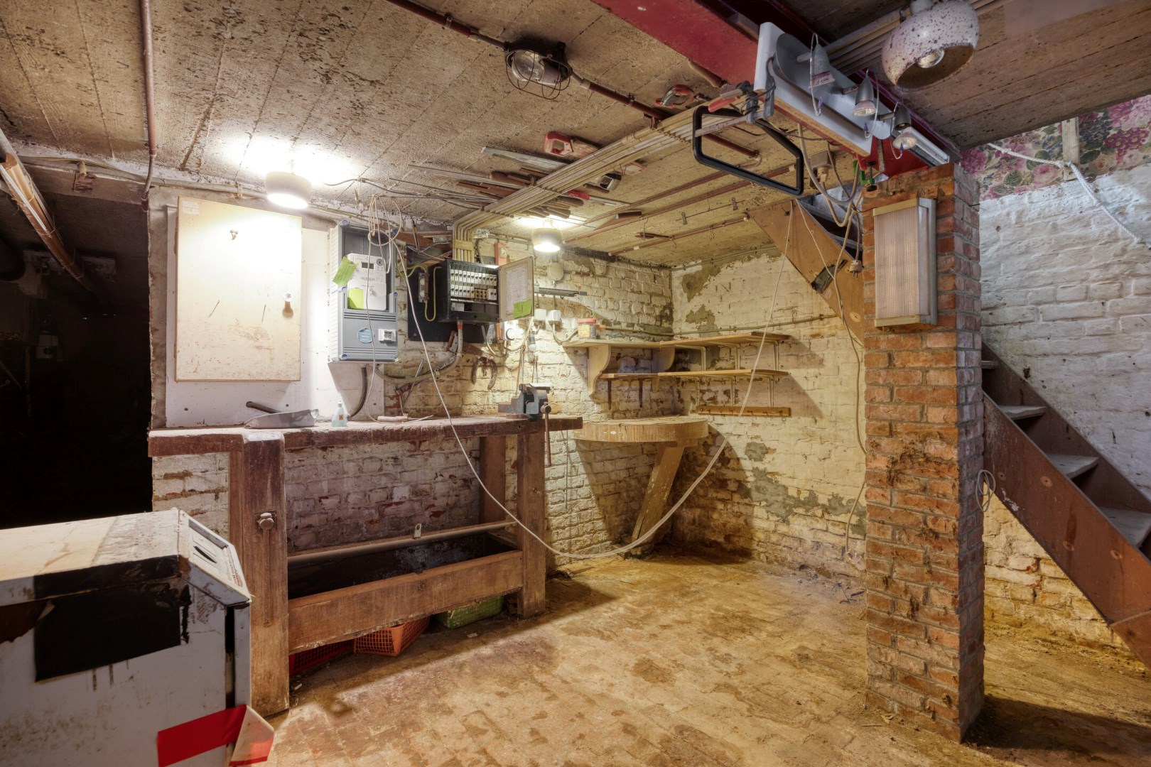 Te renoveren halfopen bebouwing met 3 slaapkamers en ruime tuin in hartje Kessel-Lo 