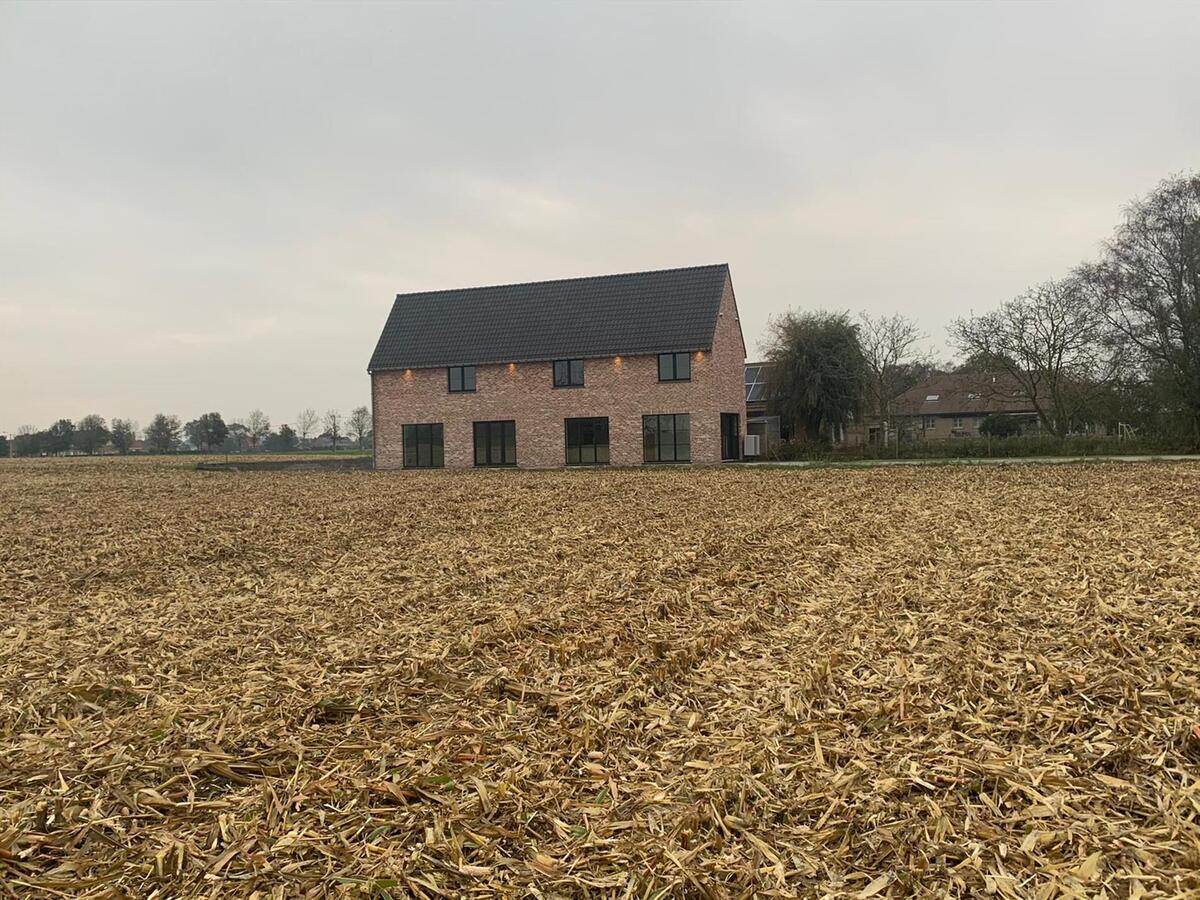 Rustig gelegen alleenstaande nieuwbouwwoning te Koekelare 