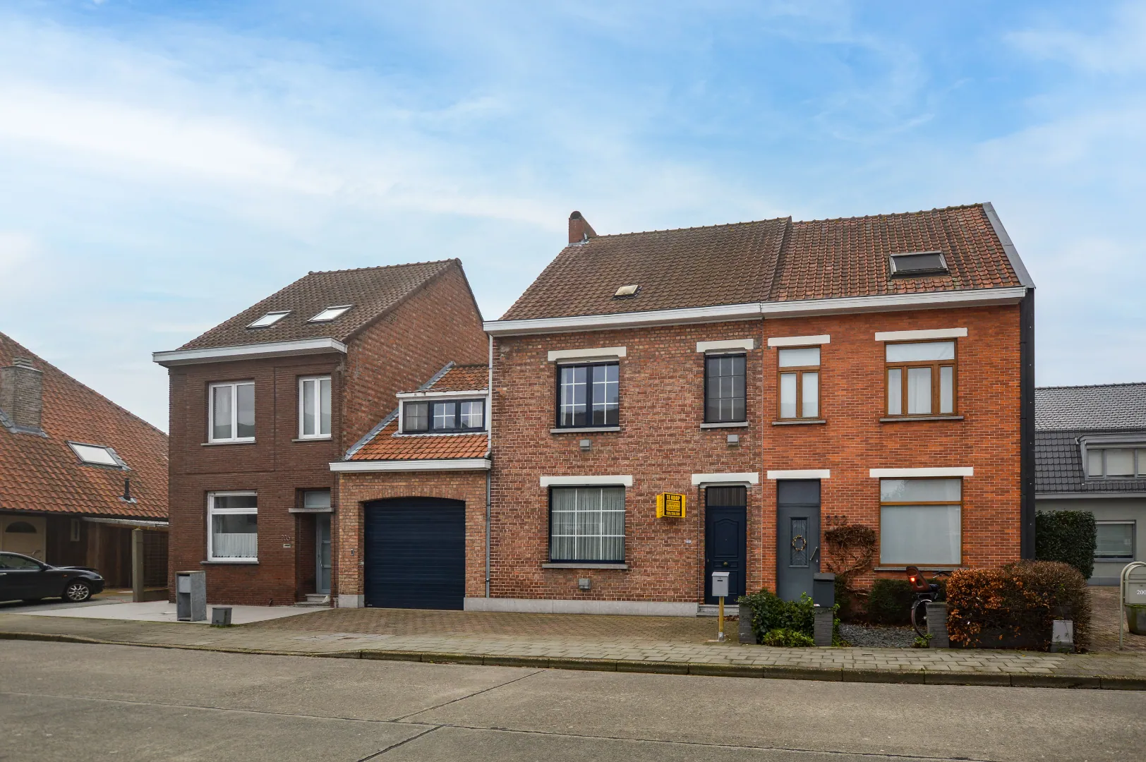 Ruime woning met 4 slaapkamers in centrum Sint-Michiels