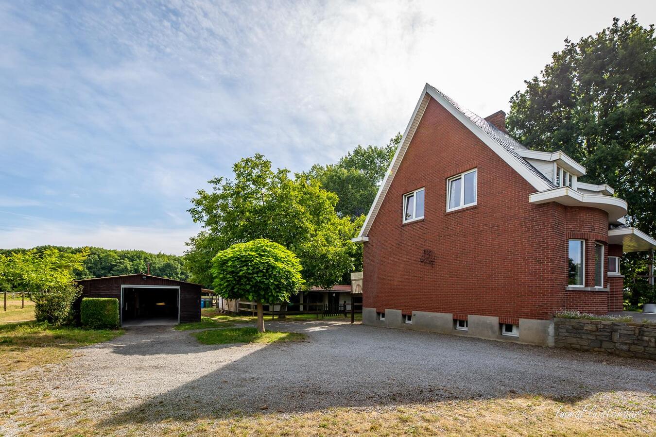 Charmante woning met paardenaccommodatie op ca. 1ha te Aarschot (Vlaams-Brabant) 