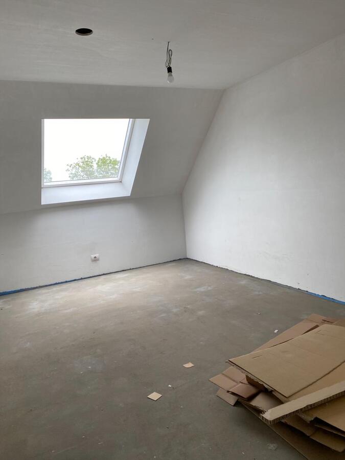 Nieuwbouwwoning met 3 slaapkamers en garage te Eernegem 