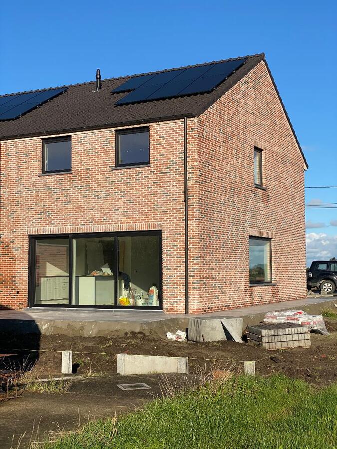 Nieuwbouwwoning met 3 slaapkamers te Koekelare 