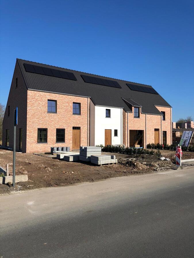 Poesele - nieuwbouwwoning! 