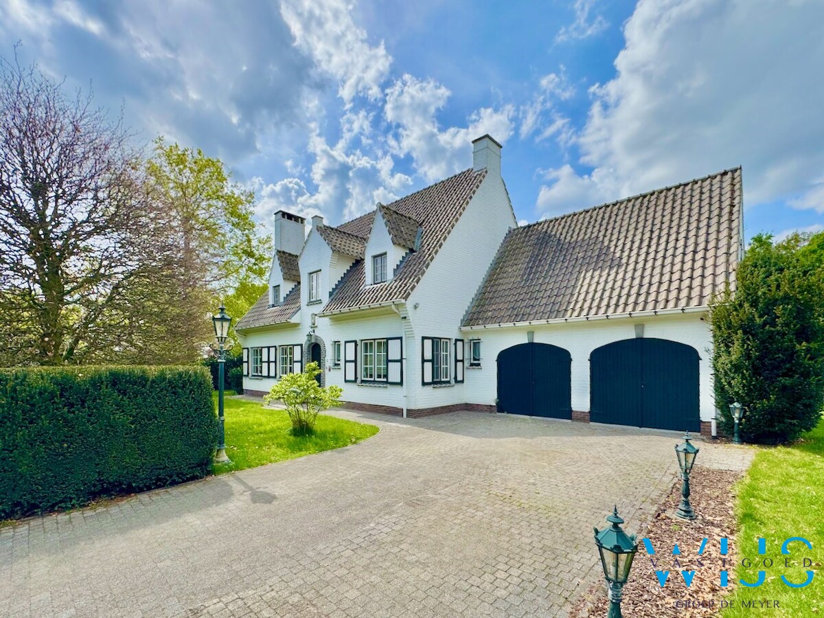 Villa op fenomenale locatie te Ertvelde ! 