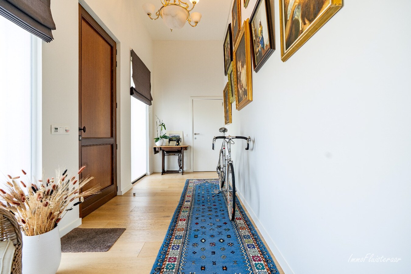 Villa met zwembad op ca. 2.155 m2 te Nijlen (Mogelijkheid tot aankoop aanpalende weide van ca. 5.251 m2, ideaal voor het houden van dieren) 