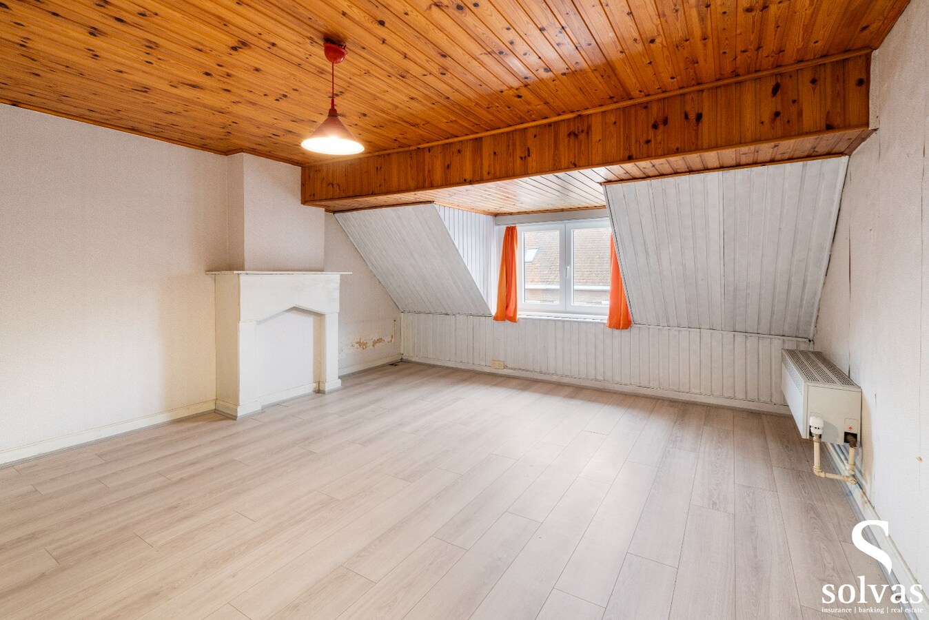 Ruime woning met 4 slaapkamers in centrum 