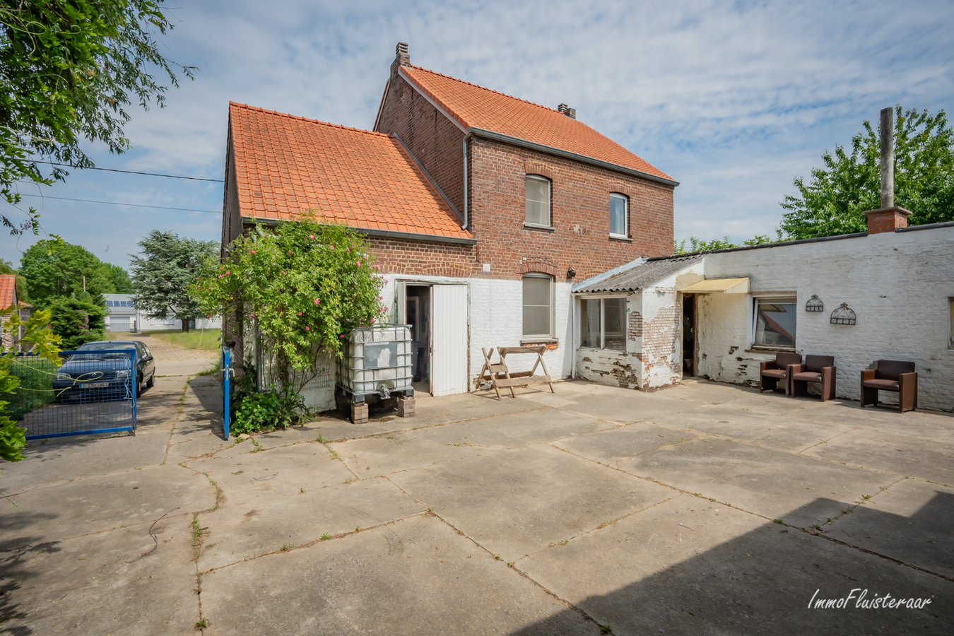 Te renoveren woning met aanhorigheden en weiland op ca. 80a te Kortenaken (Vlaams-Brabant) 