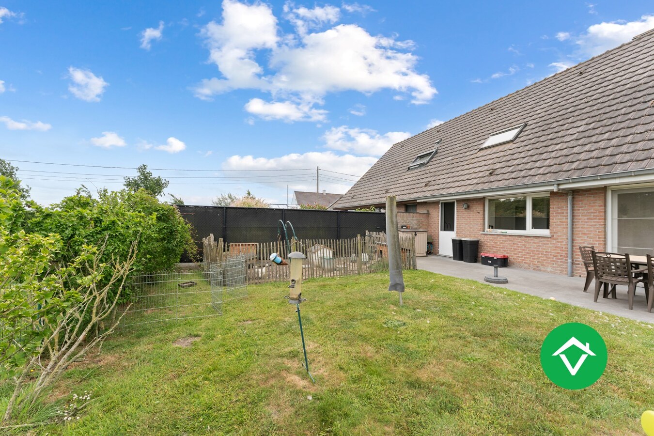 Instapklare woning met 3 slaapkamers en groene tuin te Koekelare 