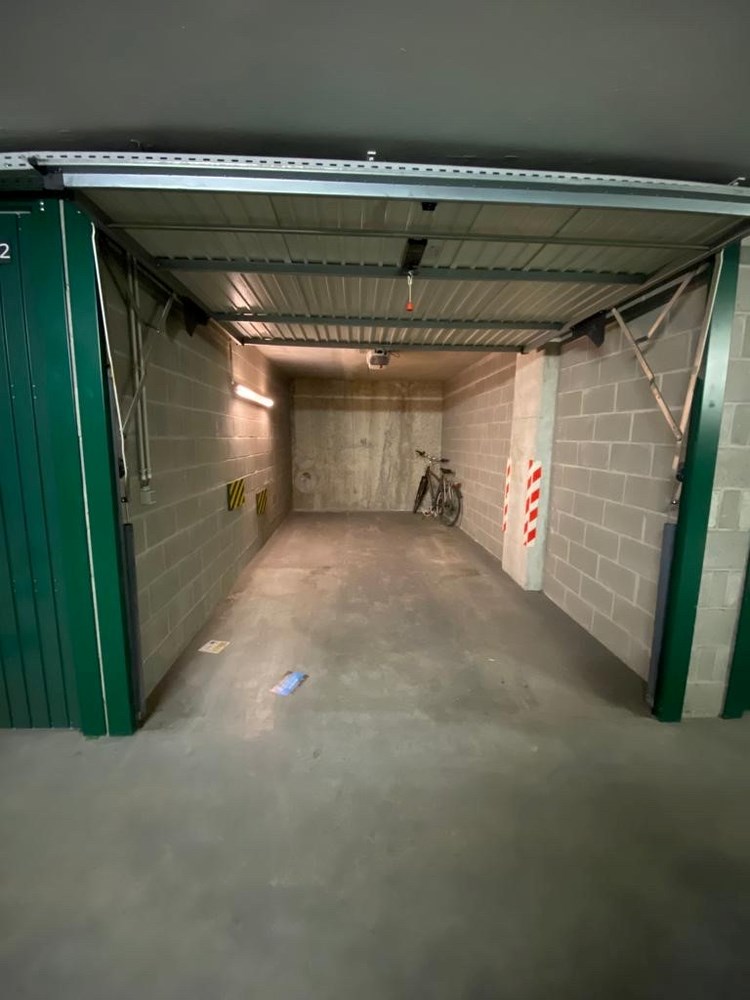 Garagebox te huur onder het Lichttorenplein op niveau -2. 