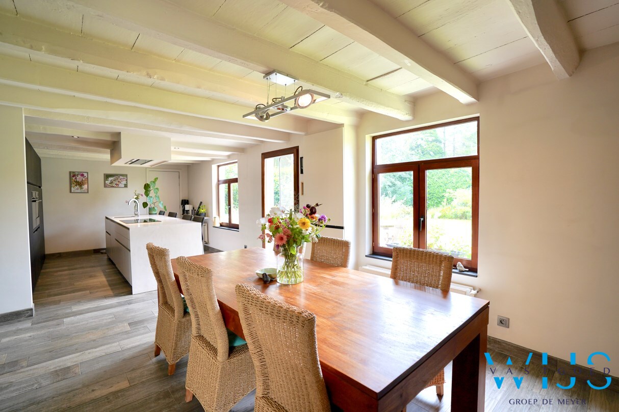 Idyllisch gelegen hoeve op 6.802 m&#178; te ASSENEDE ! 