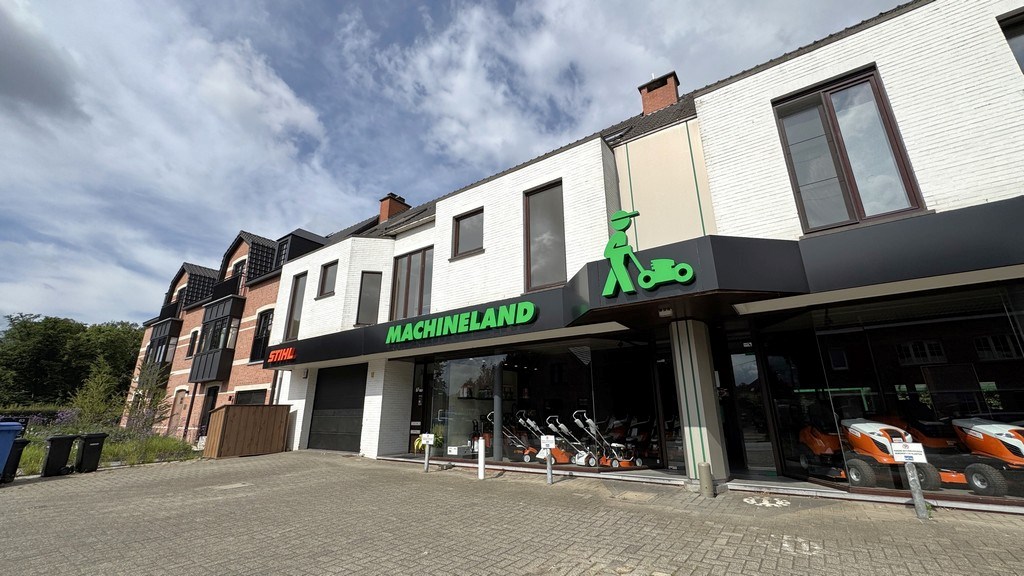 Instapklaar kantoor te huur nabij N12 in Schilde