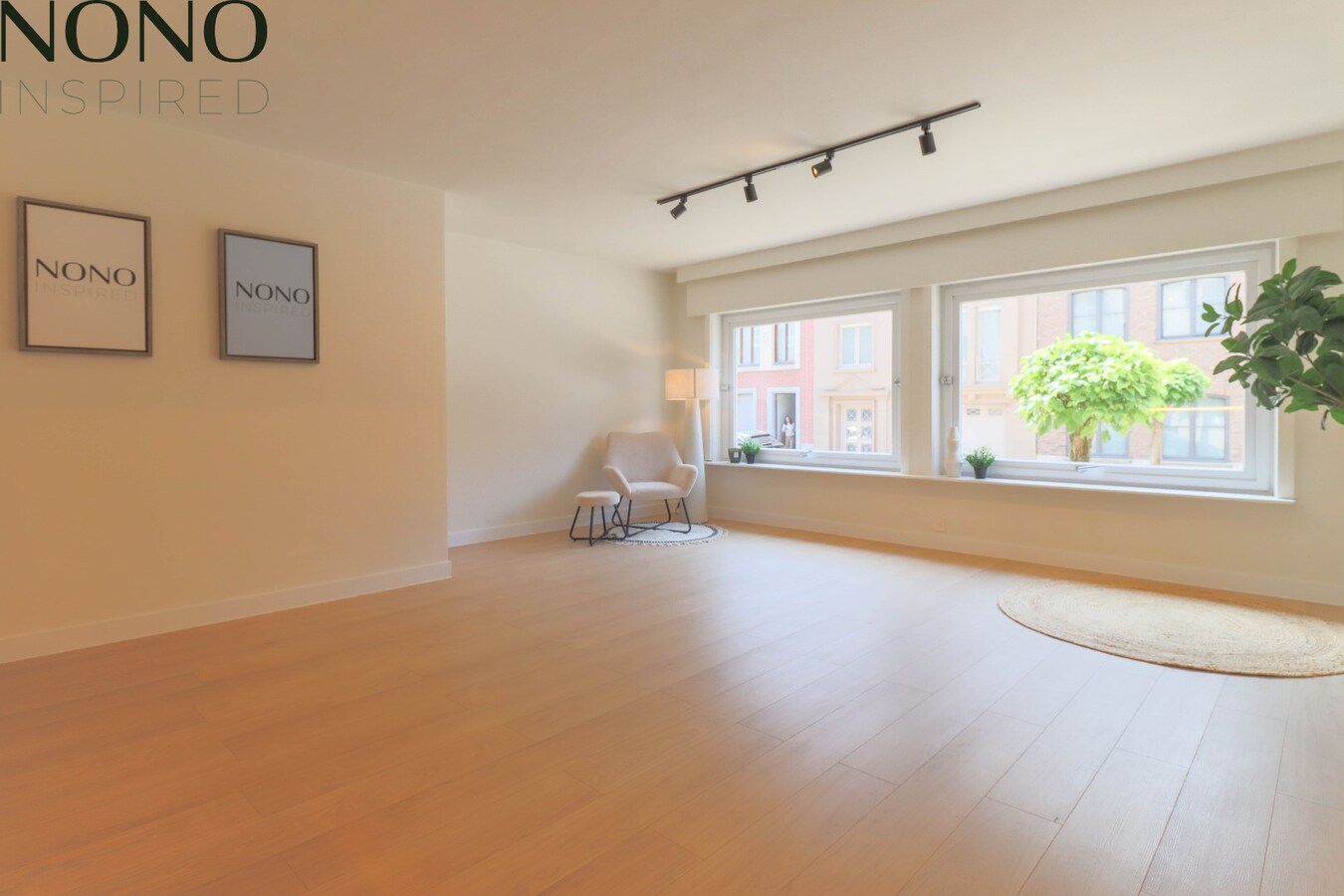 TOPLIGGING : Instapklaar 2 slaapkamer appartement met garage, terras en berging ! 