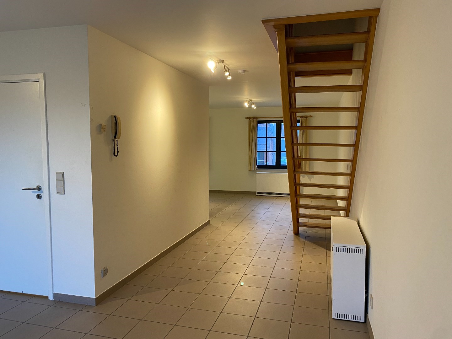 Ruim appartement met 3 slaapkamers, garage en groot terras 