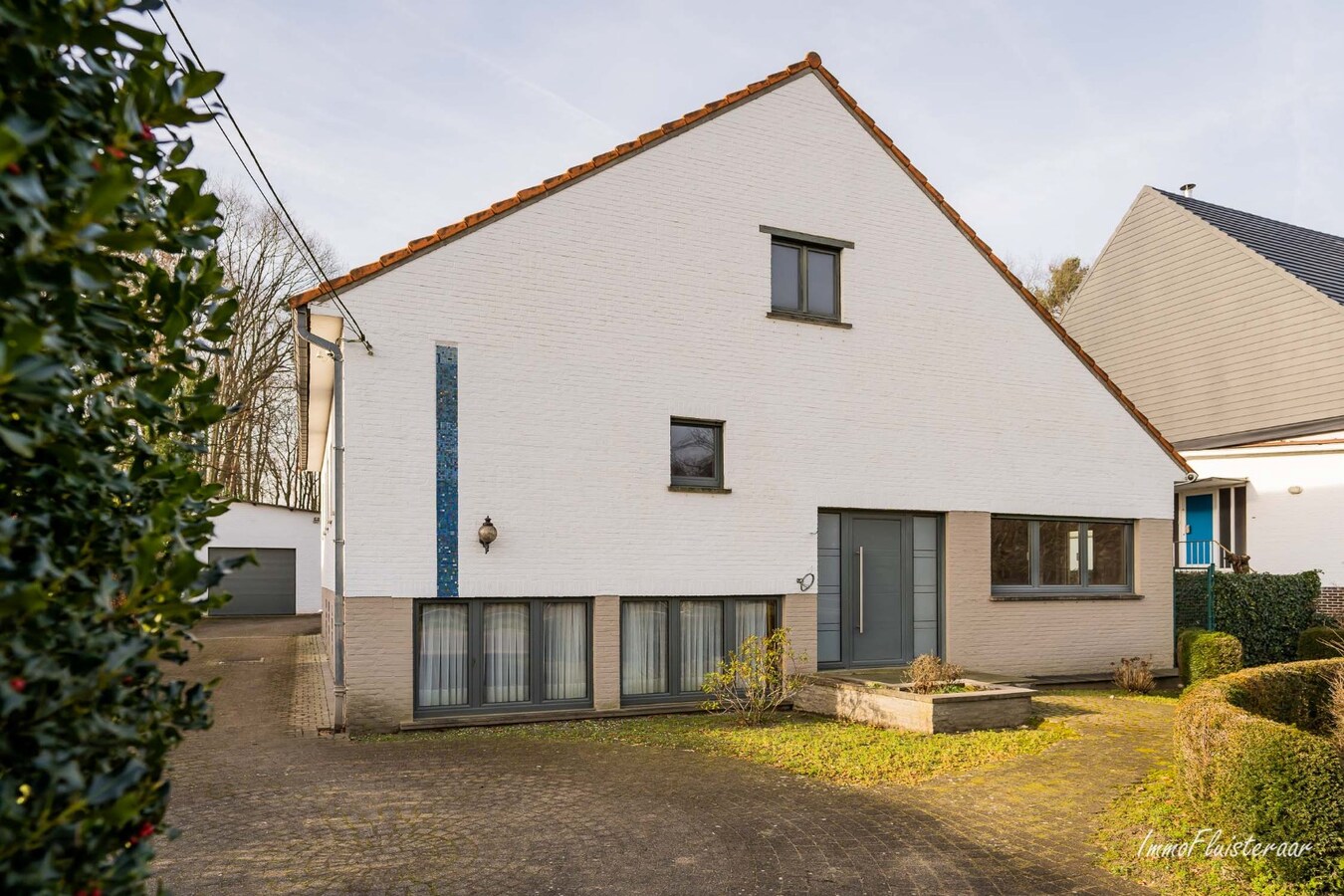 Woning met stalgebouw en grond op meer dan 1ha te Aarschot (Vlaams-Brabant) 