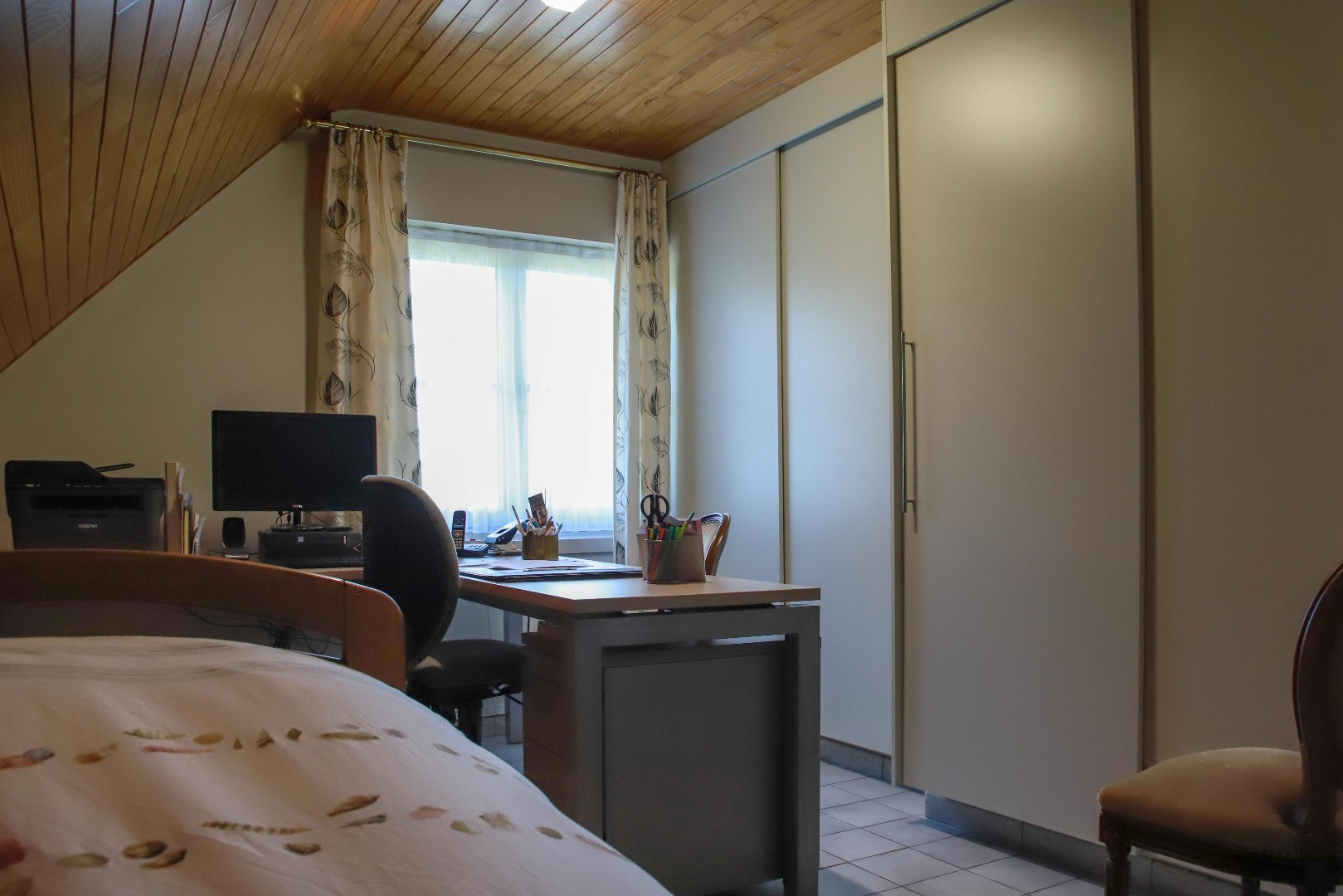 Prachtige alleenstaande woning met garage en tuin op 719 m&#178; 