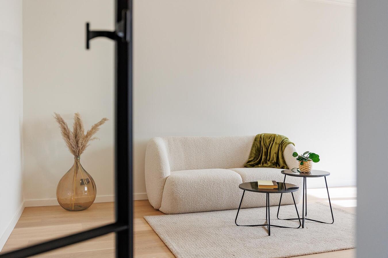 Kwalitatief gerenoveerd appartement met terras! 