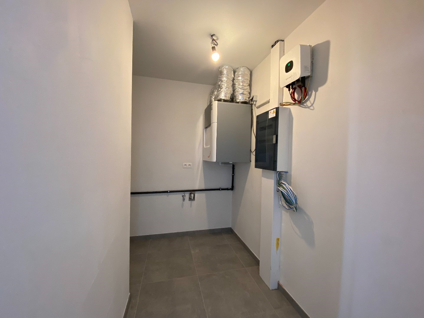Nieuwbouw duplex appartement met 2 slaapkamers op toplocatie in Waregem! 