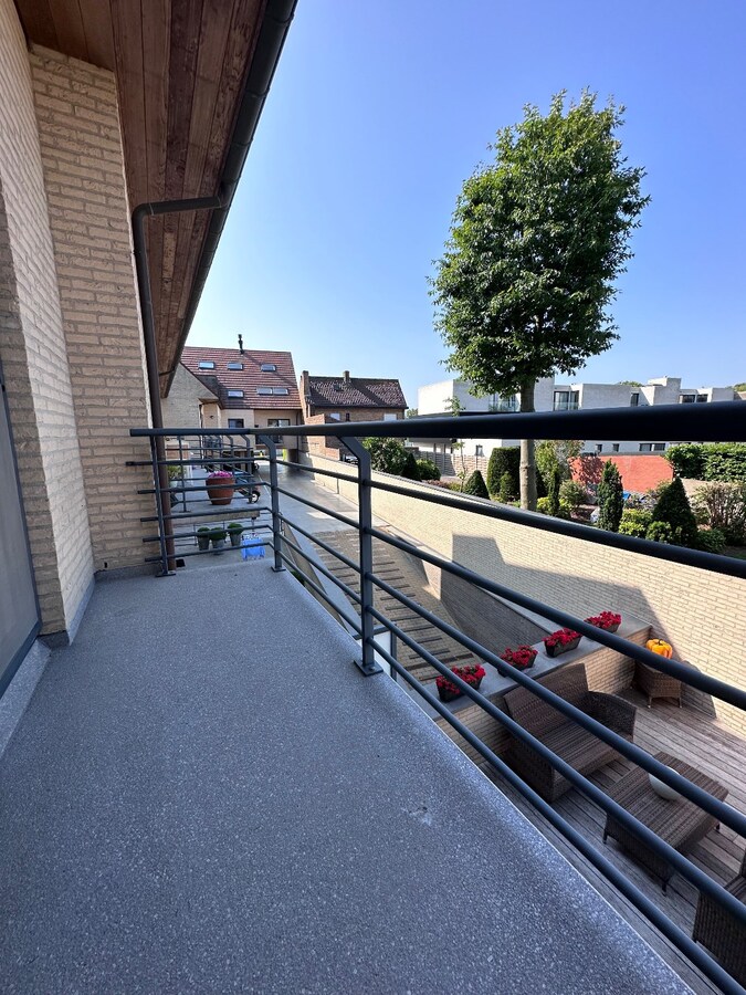 Appartement met 2 slaapkamers en garage te koekelare 