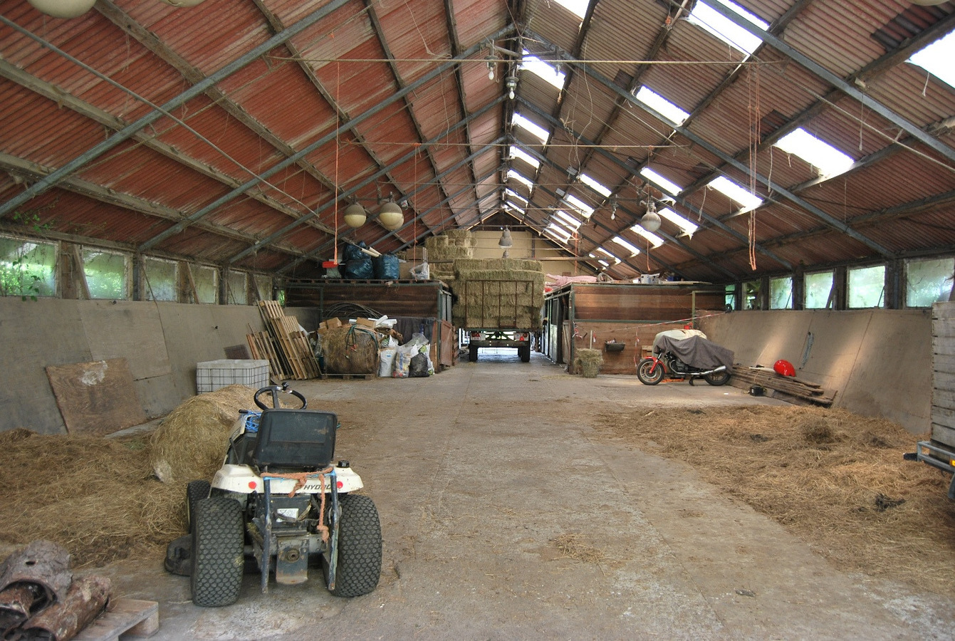 Abdijhoeve op ca. 7ha te Alveringem, Stavele 