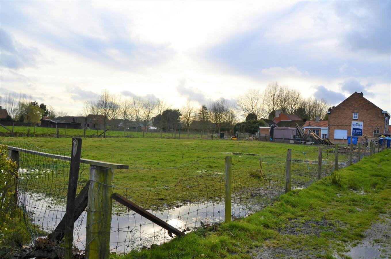 Te koop: Woonuitbreidingsgebied 1161 m&#178; 