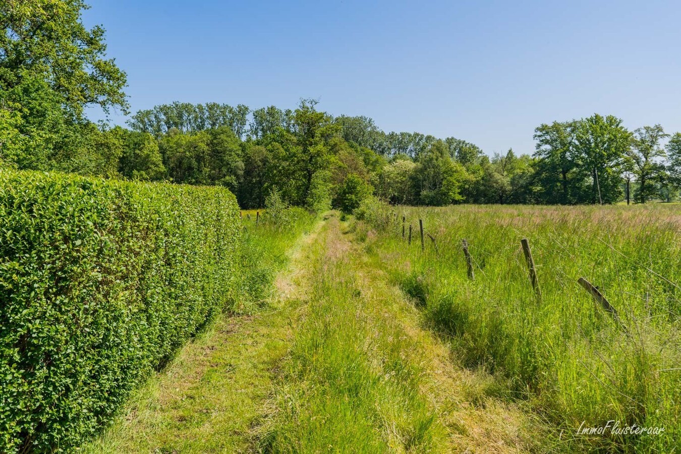 Hoeve op een uitzonderlijke locatie op ca. 5ha te Ham 