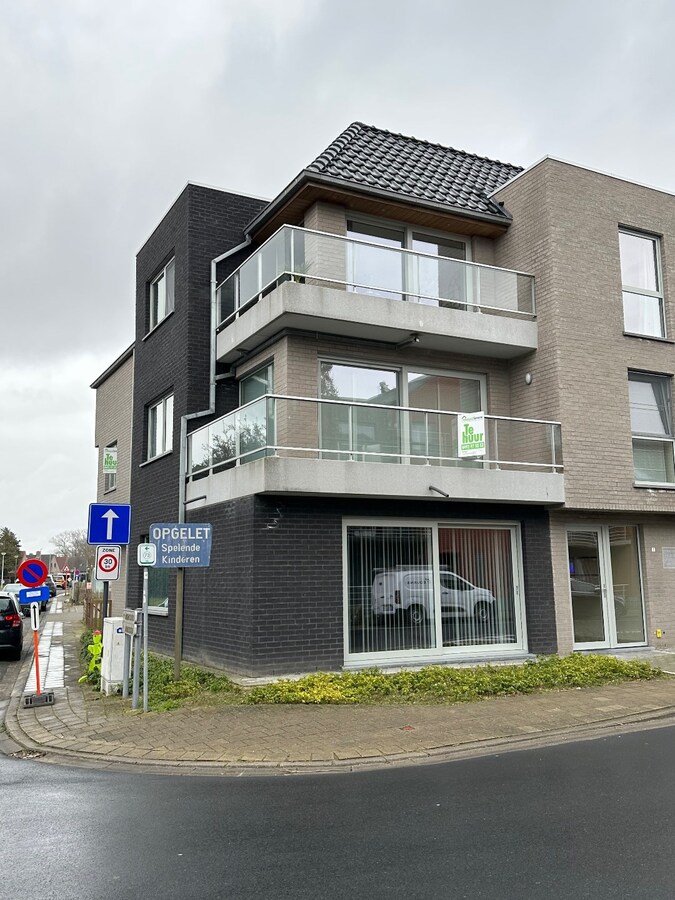 Nieuwbouwappartement met 2 slaapkamers en garage te Ichtegem 