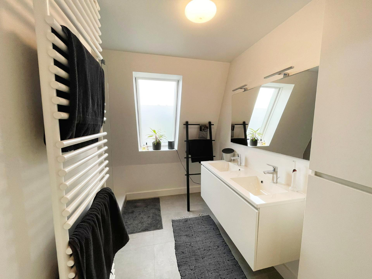 Nieuwbouwappartement gelegen tussen een prachtig stukje groen! 