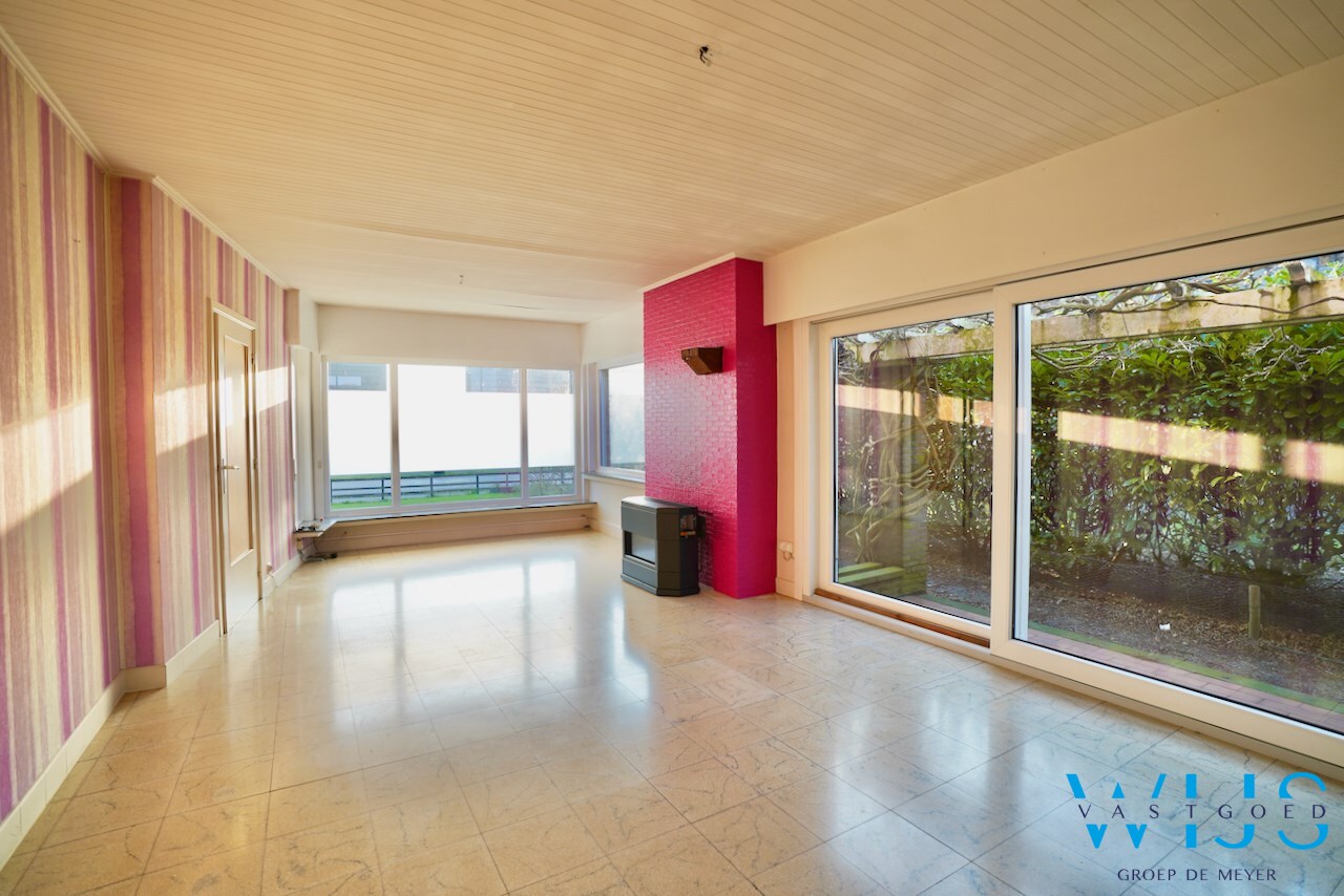 Bungalow op perceel van 651m&#178; in hartje ERTVELDE ! 