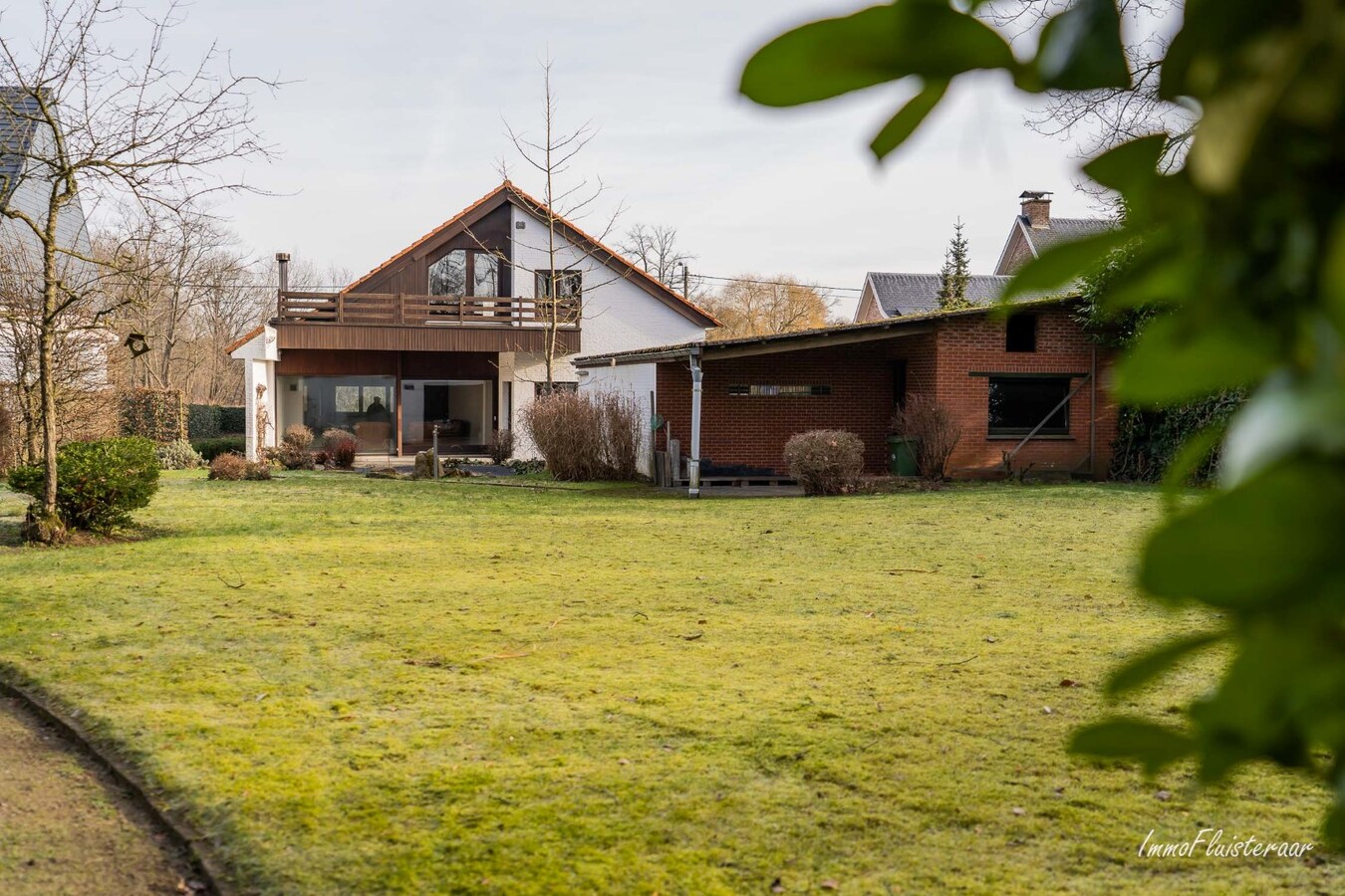 Woning met stalgebouw en grond op meer dan 1ha te Aarschot (Vlaams-Brabant) 