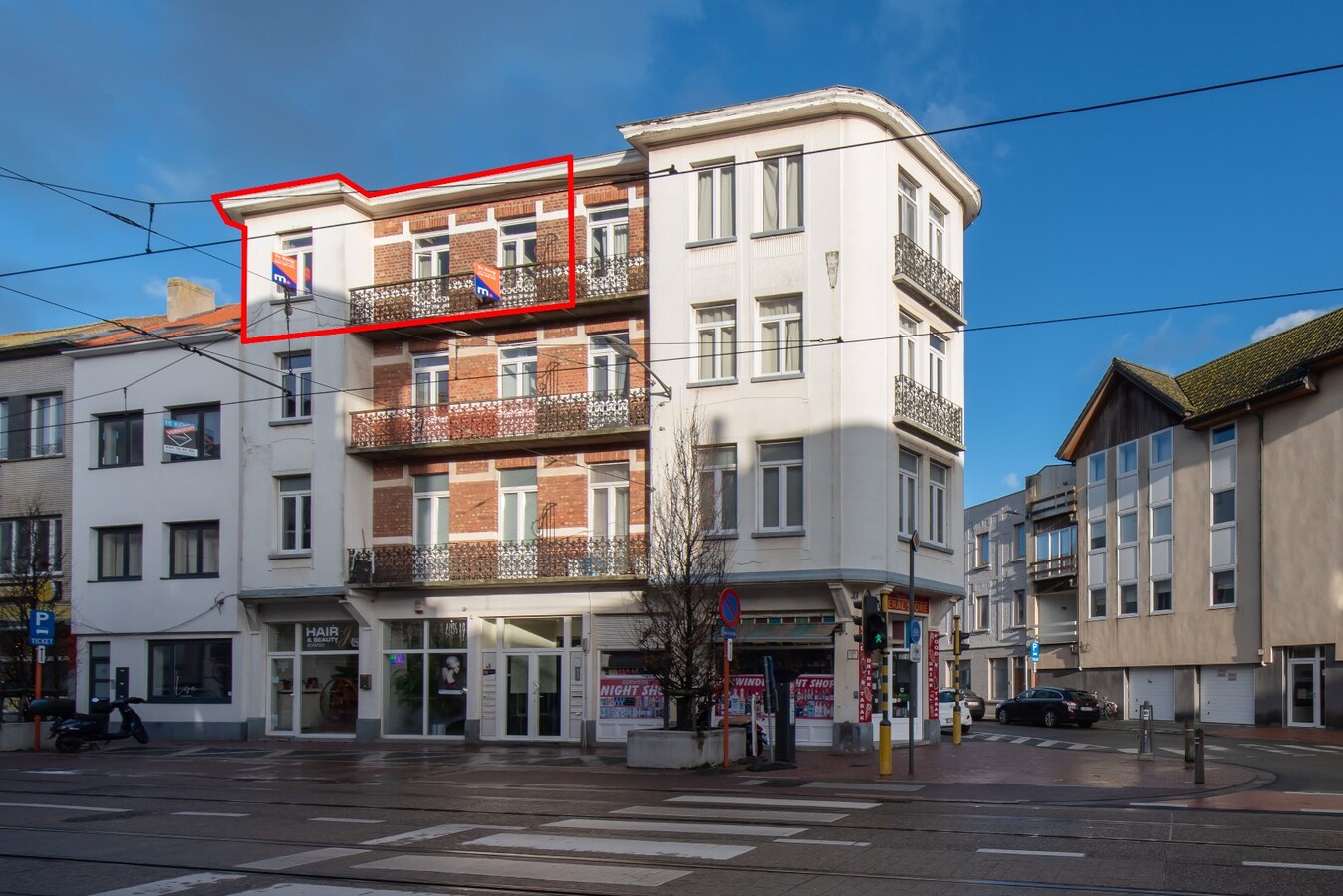 Gerenoveerd 2- slaapkamer appartement vlakbij de markt 