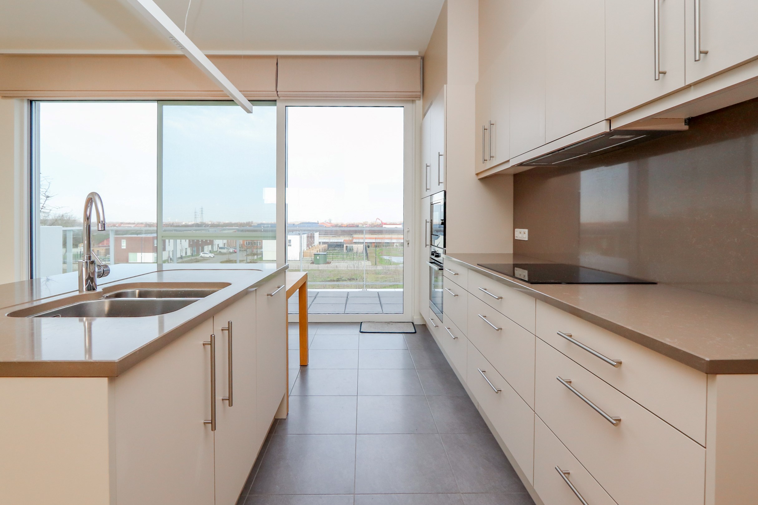 LUXUEUS APPARTEMENT IN HARTJE ZWEVGEM 