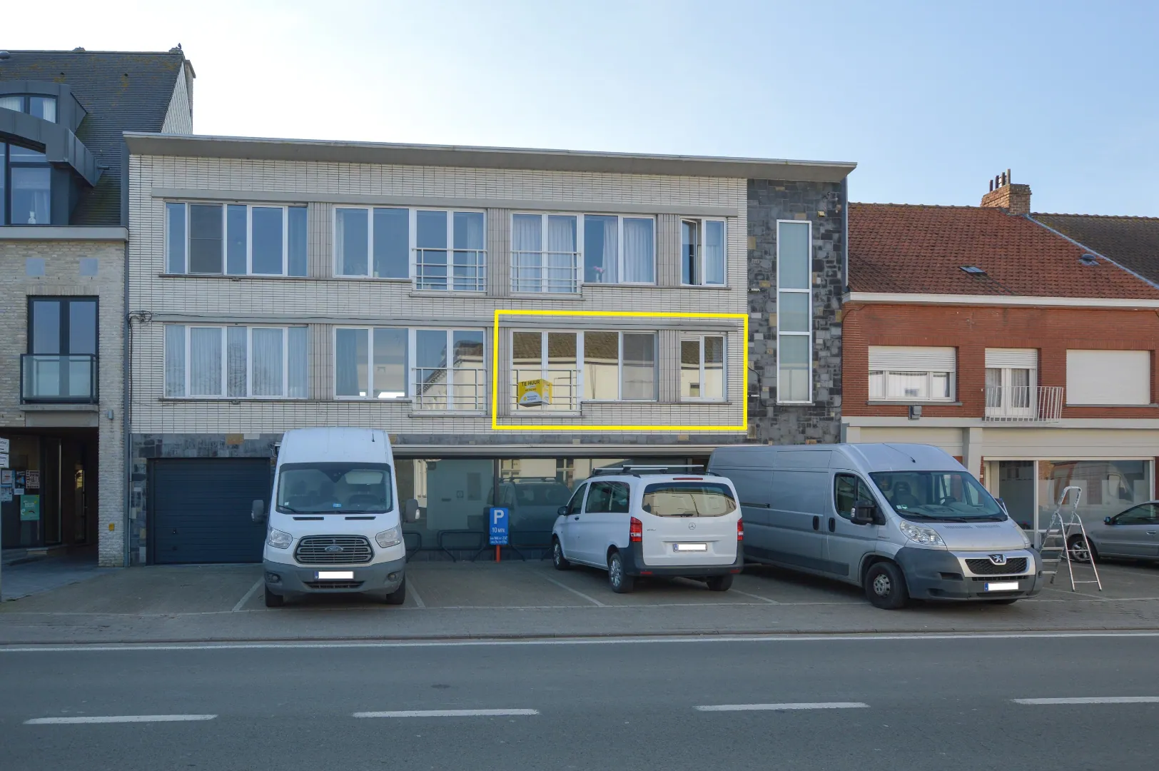 Gezellig 1 slaapkamer appartement  in centrum Oudenburg met garage