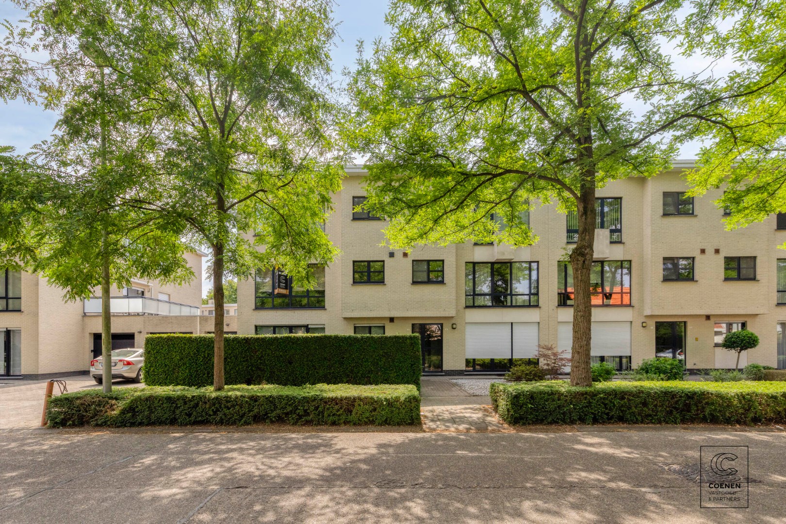 Prachtig appartement van 115 m&#178; met 3 slaapkamers op een uitstekende locatie te Brasschaat! 