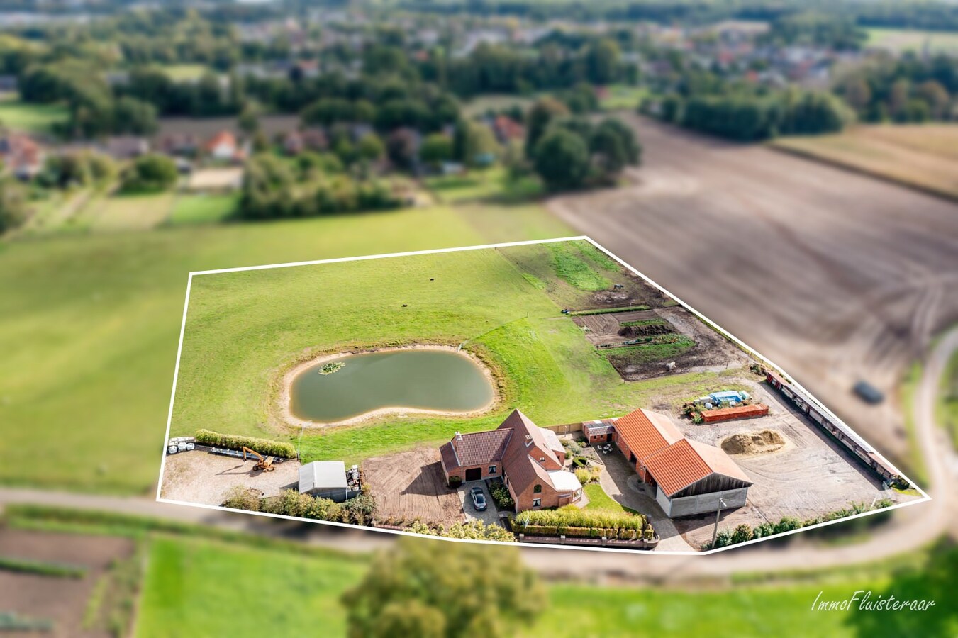 Landelijke woning met uitstekende ligging op ca. 1ha te Ham 