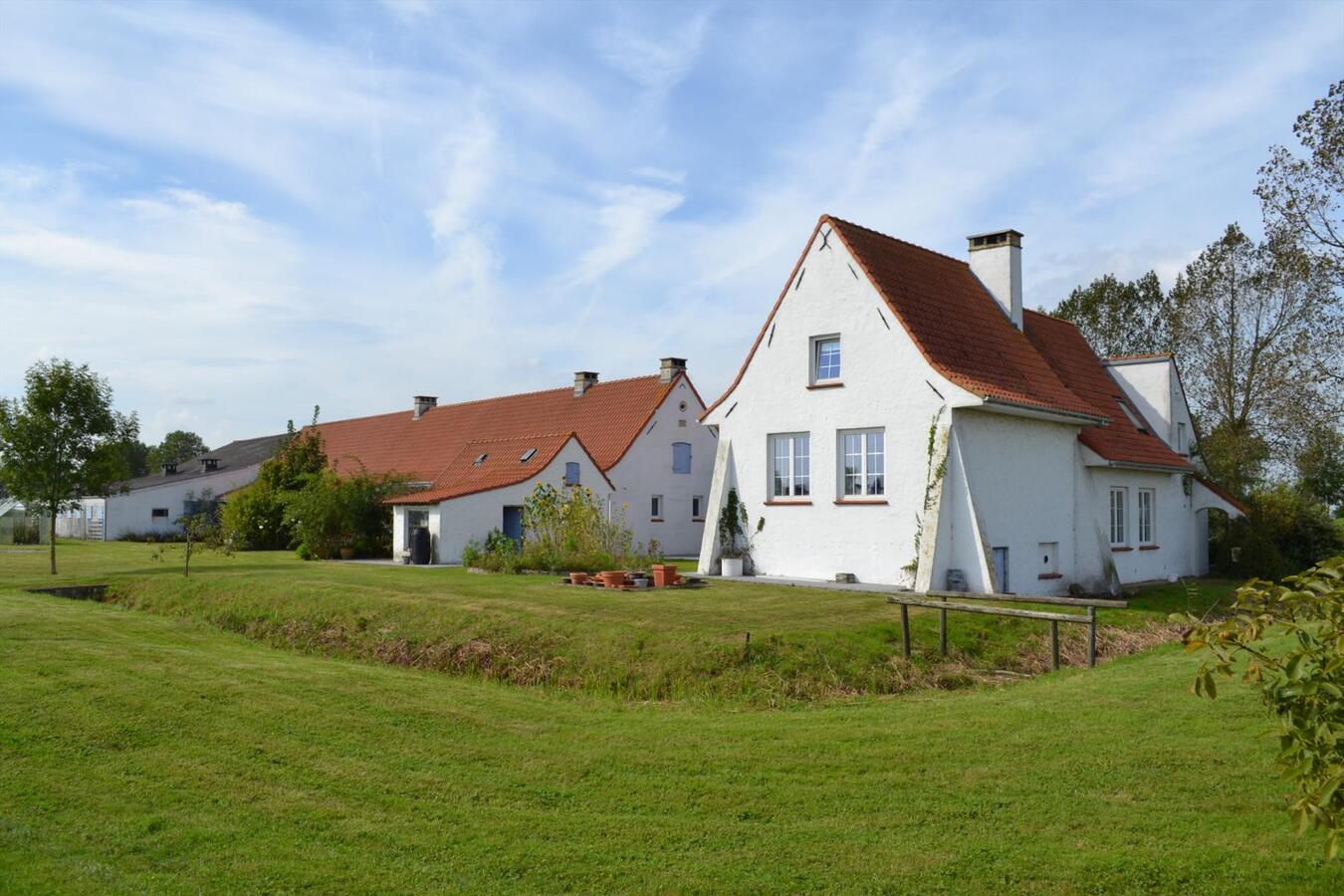 Prachtige kustpolderhoeve op ca. 5,35Ha regio Veurne (W-Vl) 