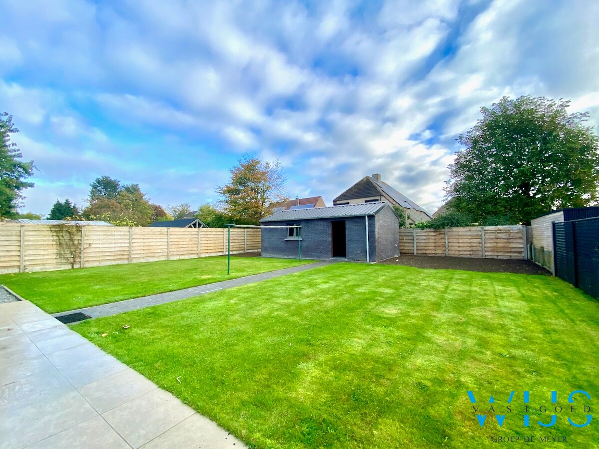 Bungalow met 2 slaapkamers op TOPlocatie ! 
