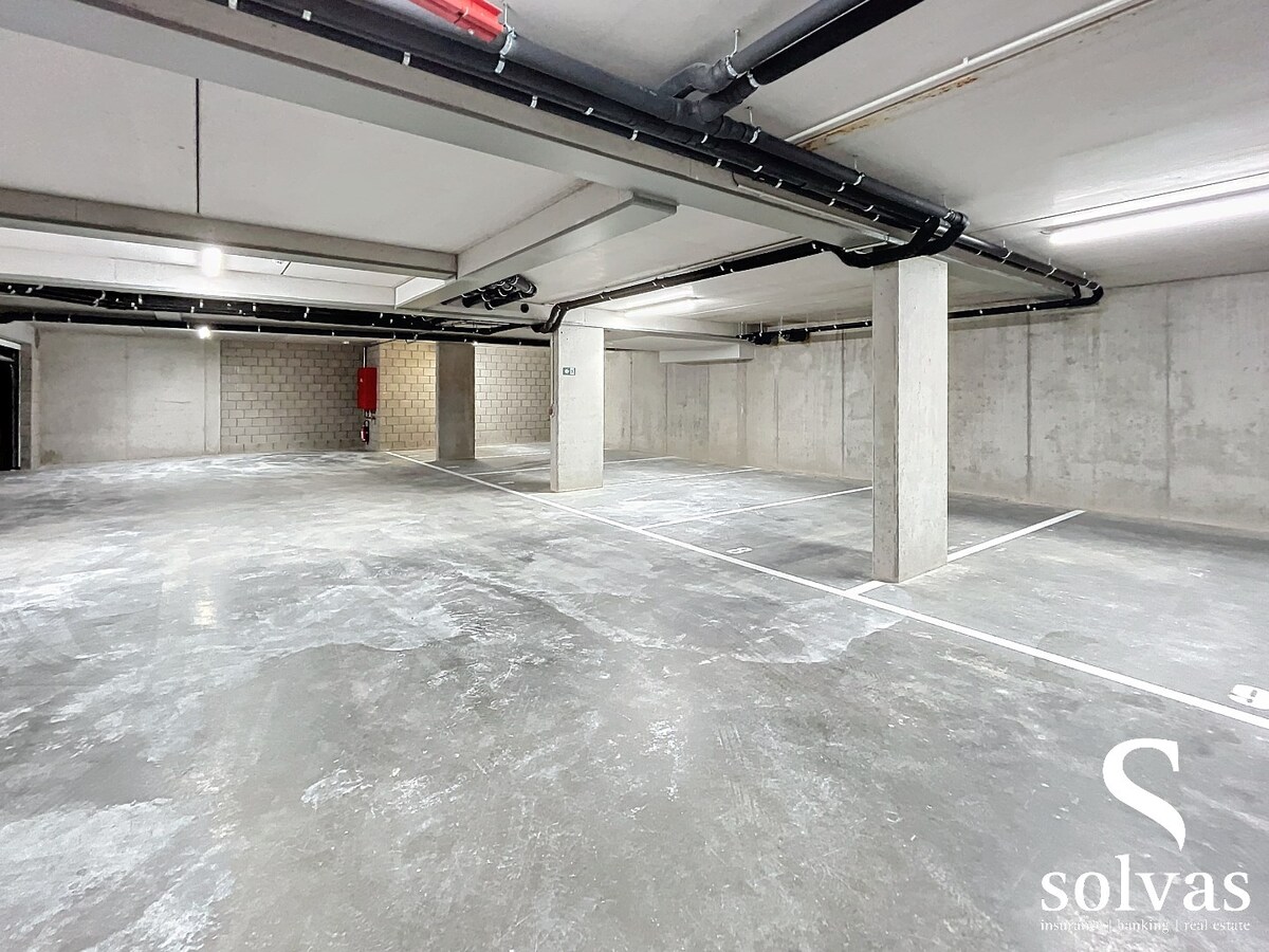 Nieuw appartement met 2 slaapkamers in Aalter, standaard afwerking, bouwjaar 2022, 95.82m&#178; bewoonbare oppervlakte, 1 badkamer 