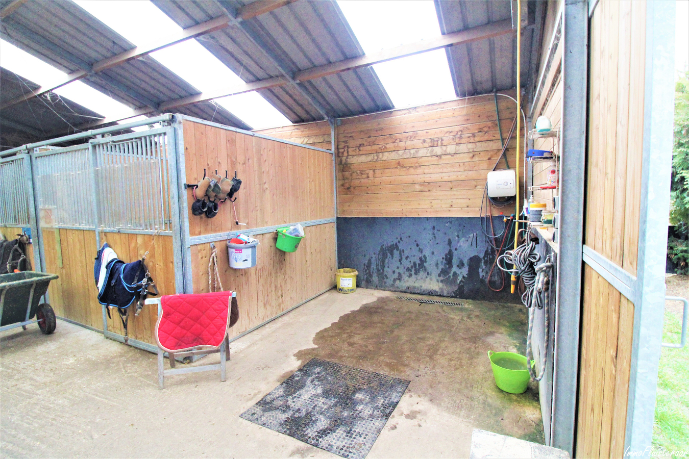 IN OPTIE - Charmante woning met paardenaccommodatie en weiland op ca. 1ha te Kampenhout (Vlaams-Brabant) 